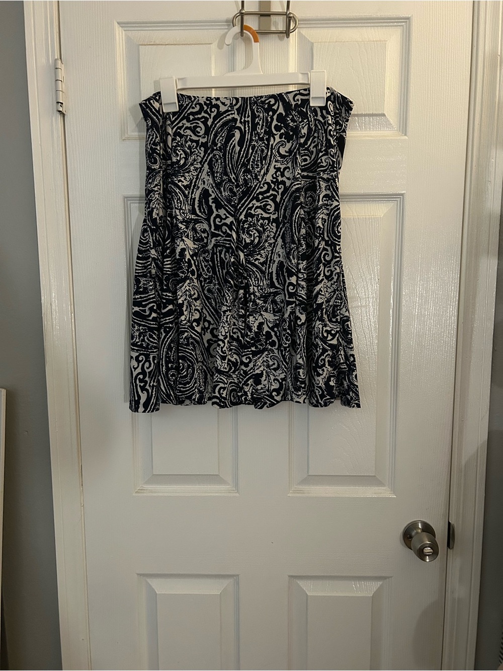 Chaps Black & White Paisley Midi Skirt